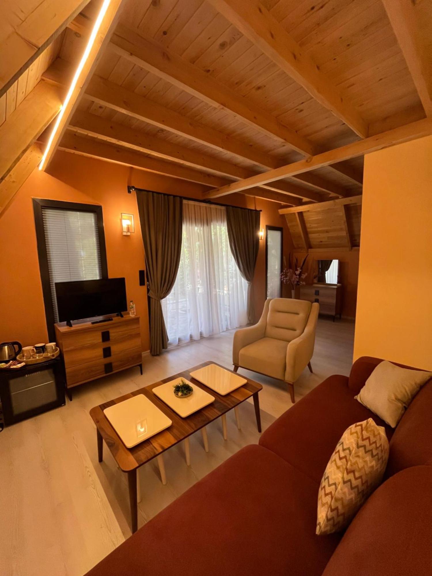 Oba Beach Hotel Ölüdeniz Esterno foto